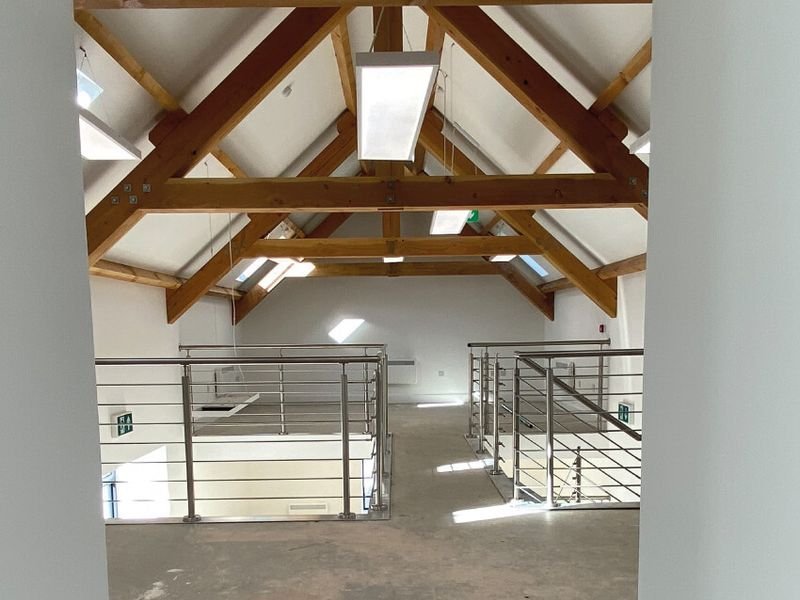 High-Spec Office Units