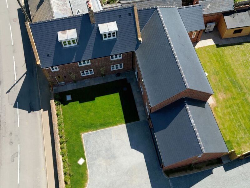 Private Cul-de-Sac Development